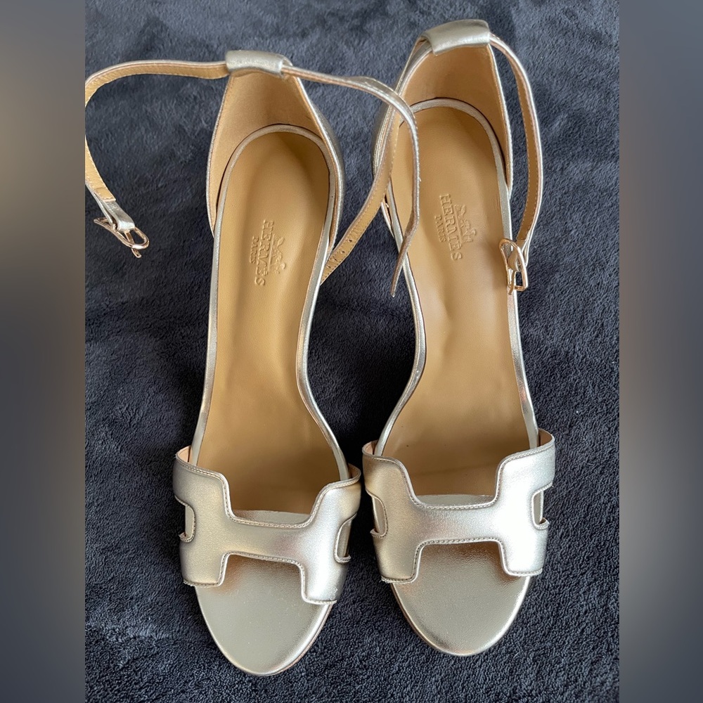 Hermes heels